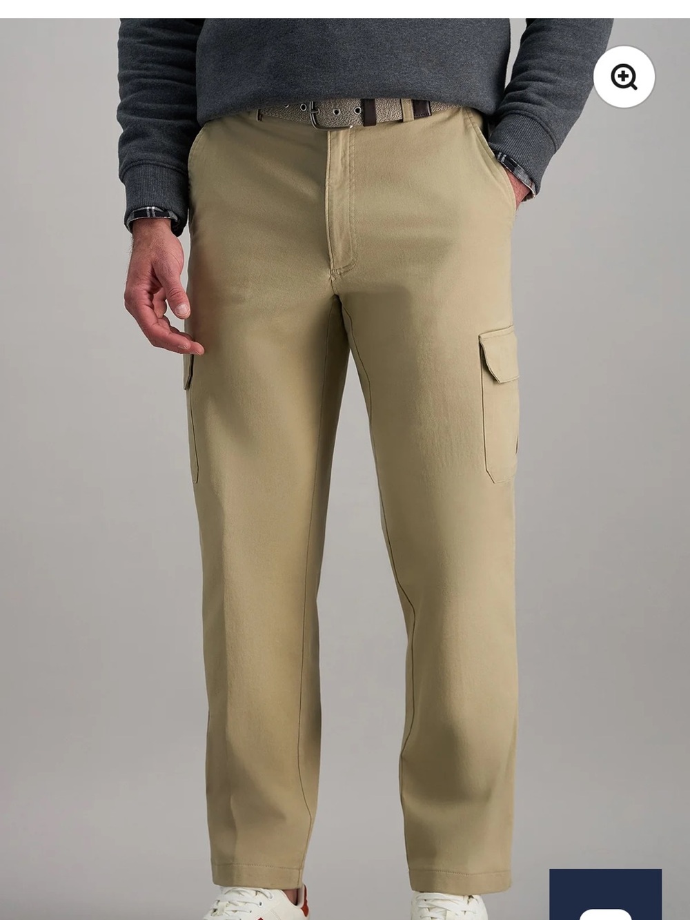 Haggar Stretch Cargo Pants in Light Khaki